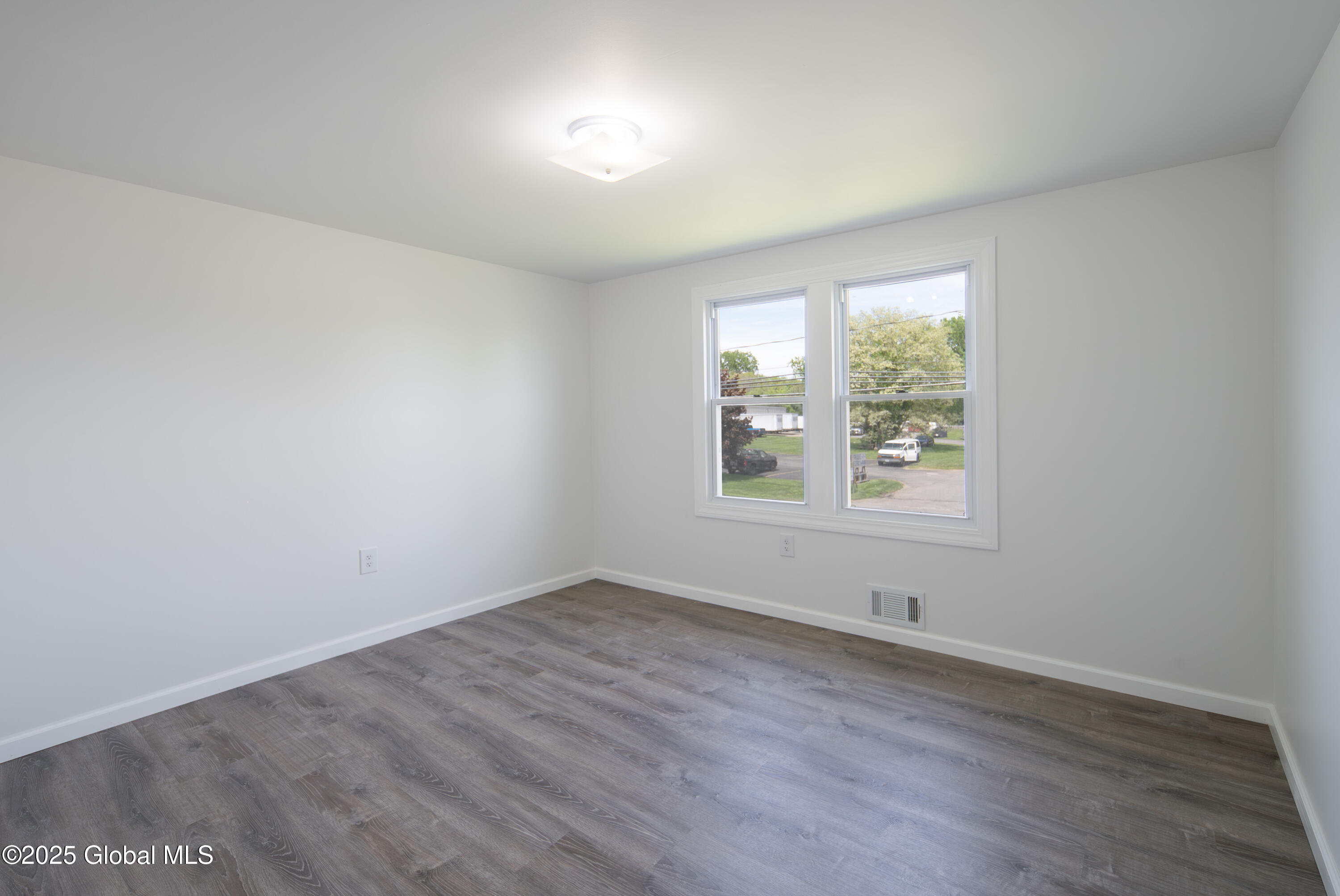 135 Freemans Bridge Road Glenville NY 12302
