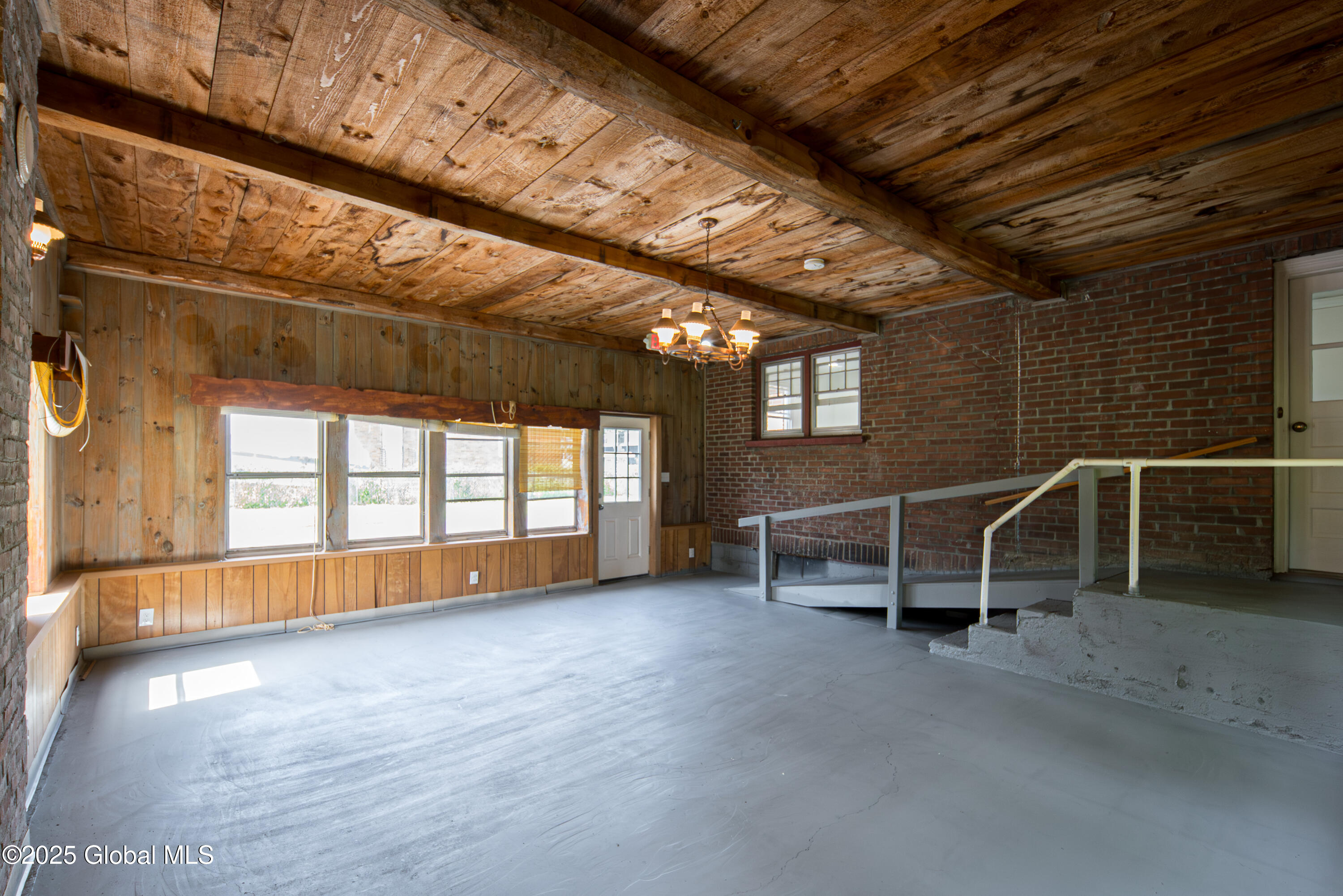 135 Freemans Bridge Road Glenville NY 12302