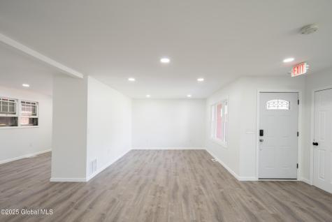 135 Freemans Bridge Road Glenville NY 12302