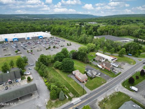 135 Freemans Bridge Road Glenville NY 12302