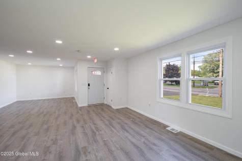 135 Freemans Bridge Road Glenville NY 12302