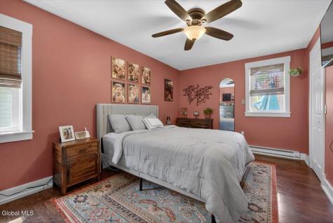 5 Cromer Avenue Schenectady NY 12304