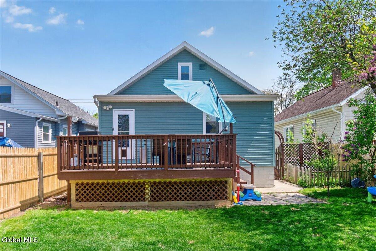 5 Cromer Avenue Schenectady NY 12304