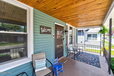 5 Cromer Avenue Schenectady NY 12304