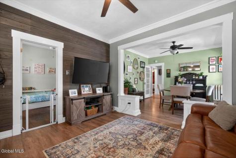 5 Cromer Avenue Schenectady NY 12304