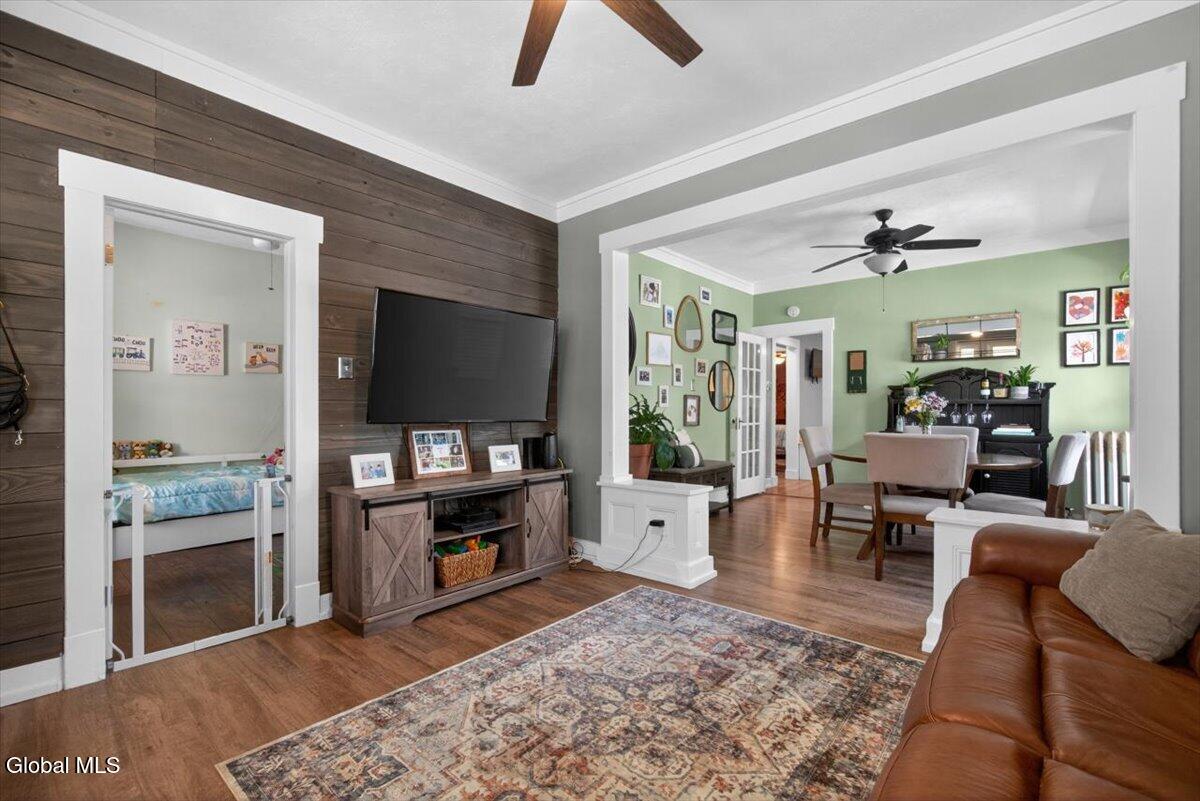 5 Cromer Avenue Schenectady NY 12304