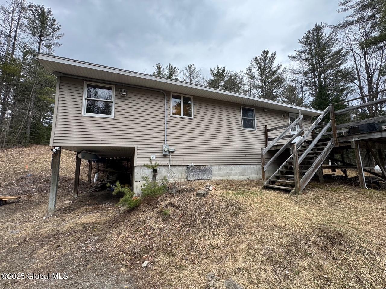 11 Beaureguard Way Minerva NY 12851