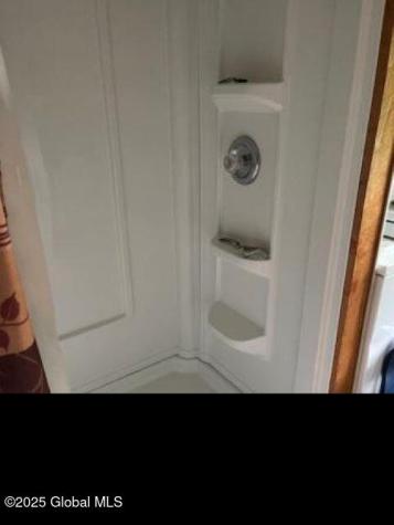 11 Beaureguard Way Minerva NY 12851