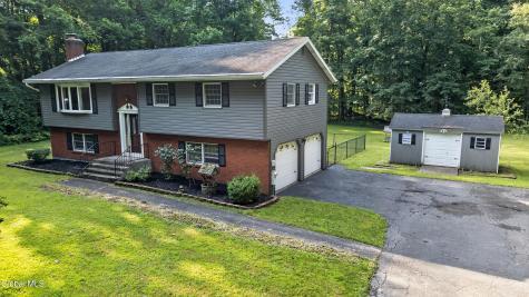 295 Font Grove Road Slingerlands NY 12159