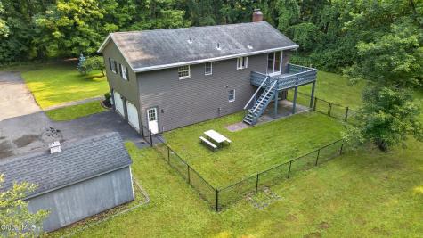 295 Font Grove Road Slingerlands NY 12159