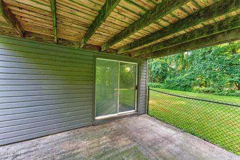 295 Font Grove Road Slingerlands NY 12159