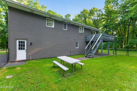 295 Font Grove Road Slingerlands NY 12159