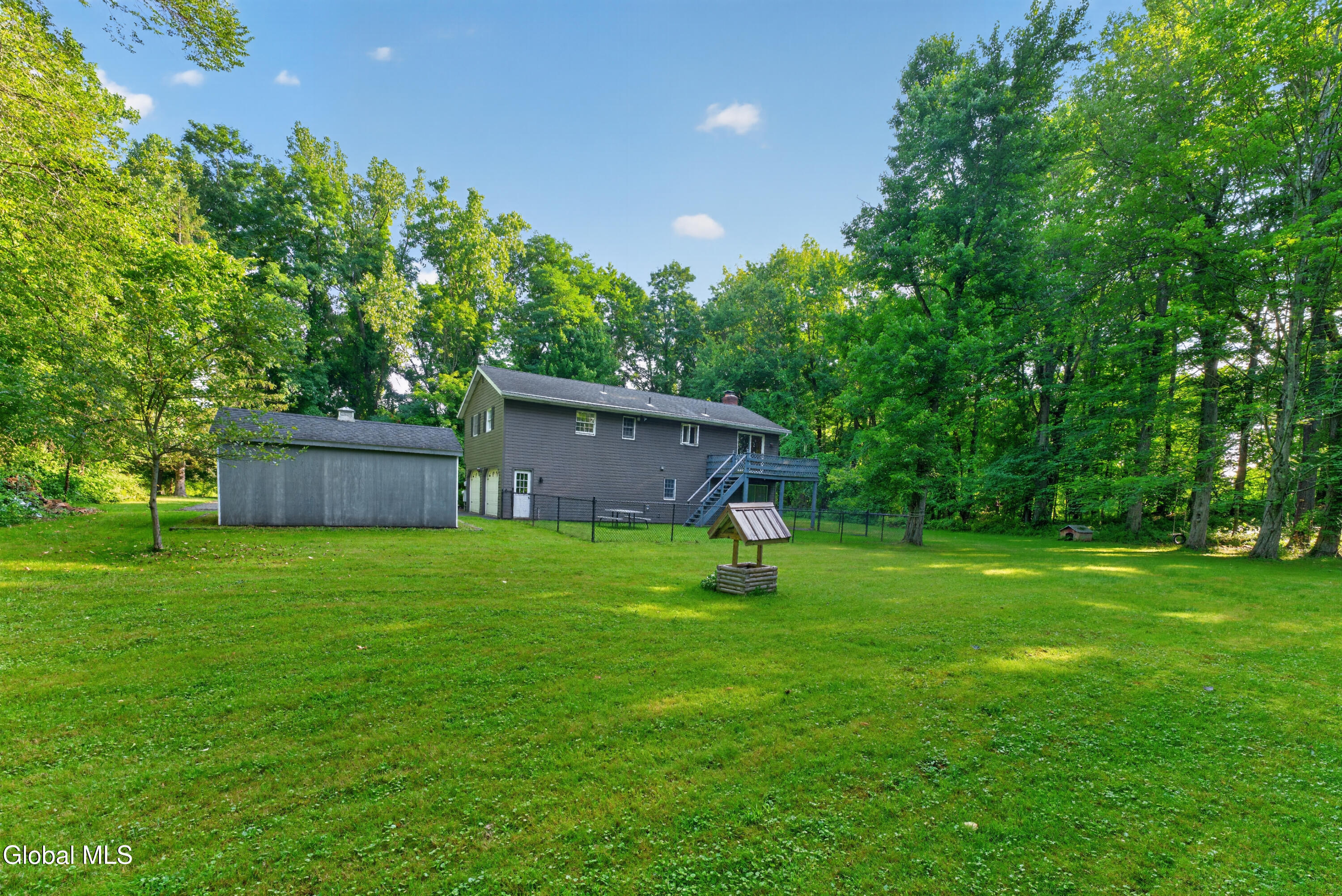 295 Font Grove Road Slingerlands NY 12159