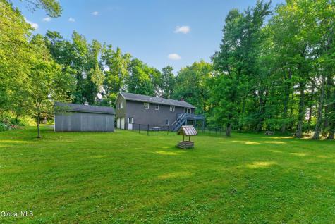 295 Font Grove Road Slingerlands NY 12159