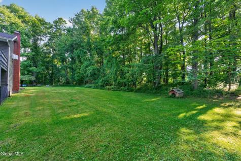 295 Font Grove Road Slingerlands NY 12159