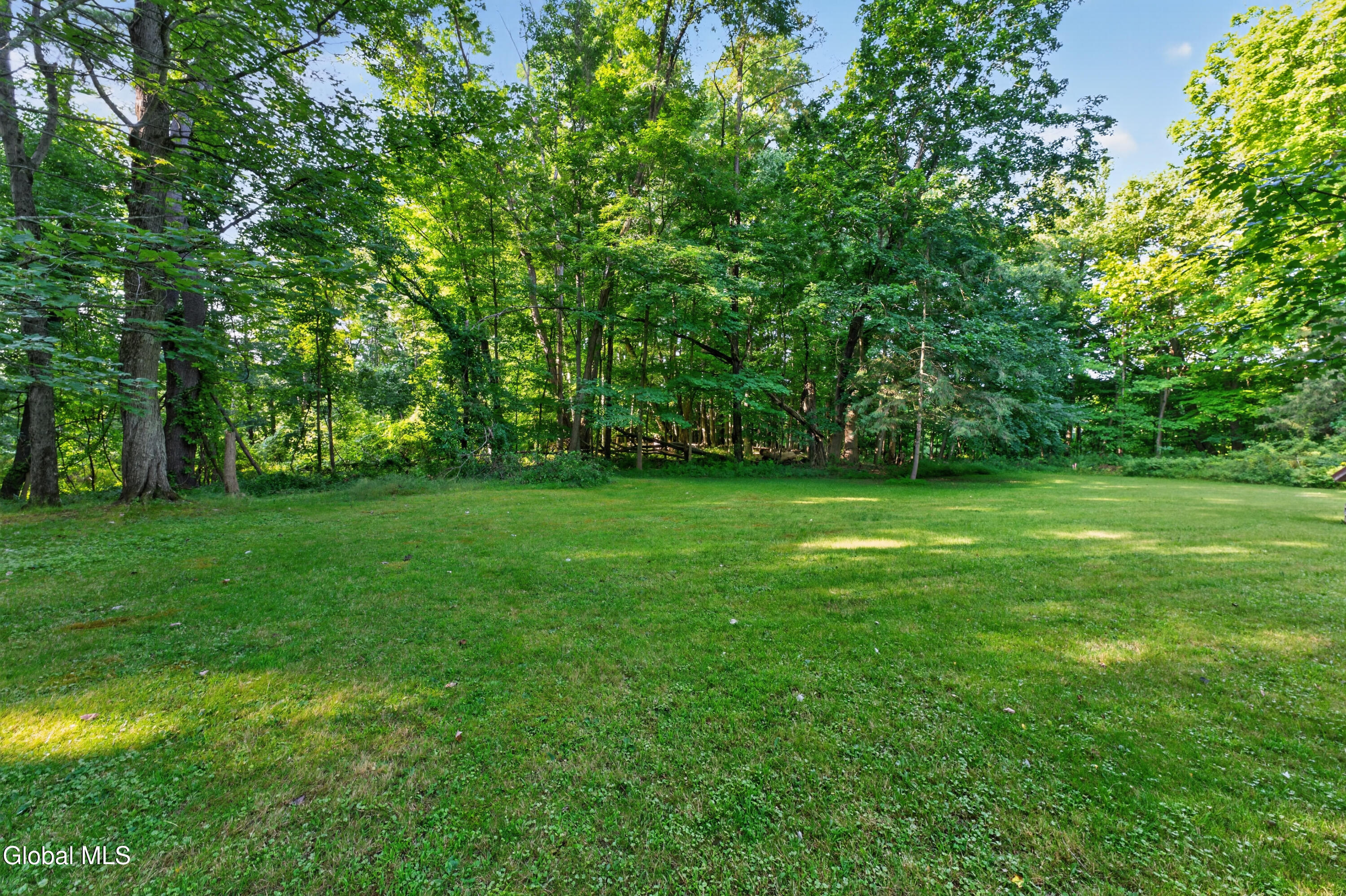 295 Font Grove Road Slingerlands NY 12159