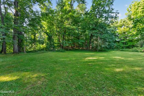 295 Font Grove Road Slingerlands NY 12159