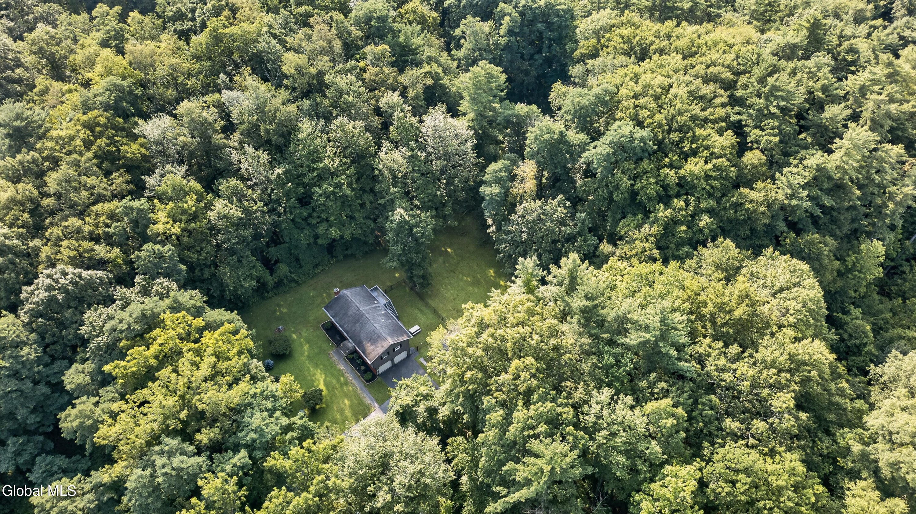 295 Font Grove Road Slingerlands NY 12159