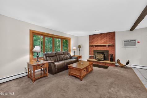 295 Font Grove Road Slingerlands NY 12159