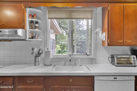 10 Gurley Avenue Troy NY 12182