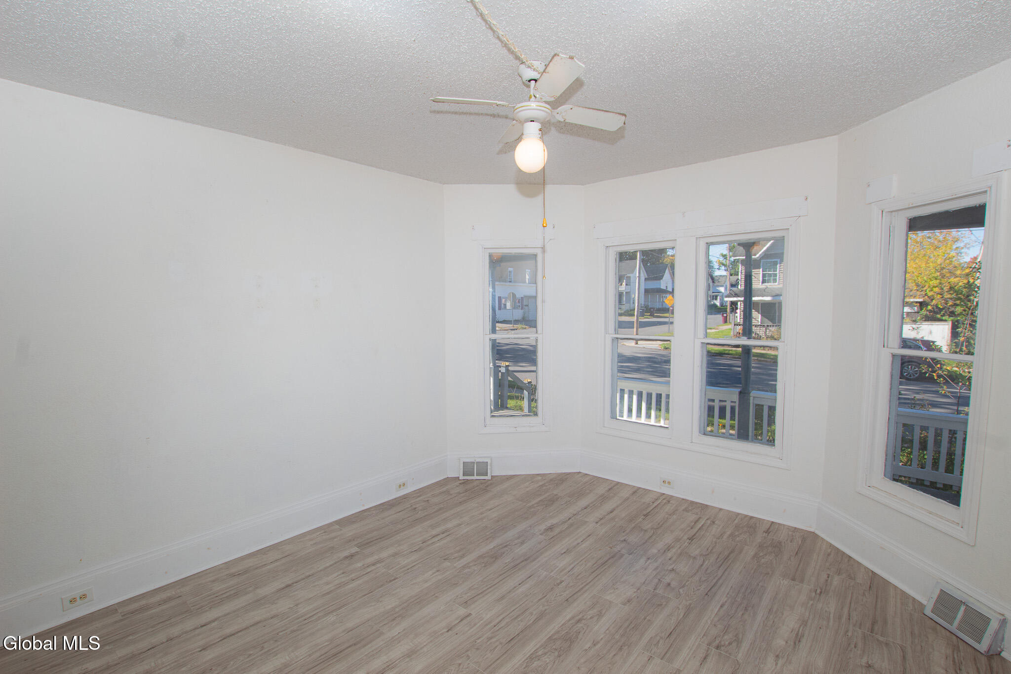 34 Helwig Street Gloversville NY 12078