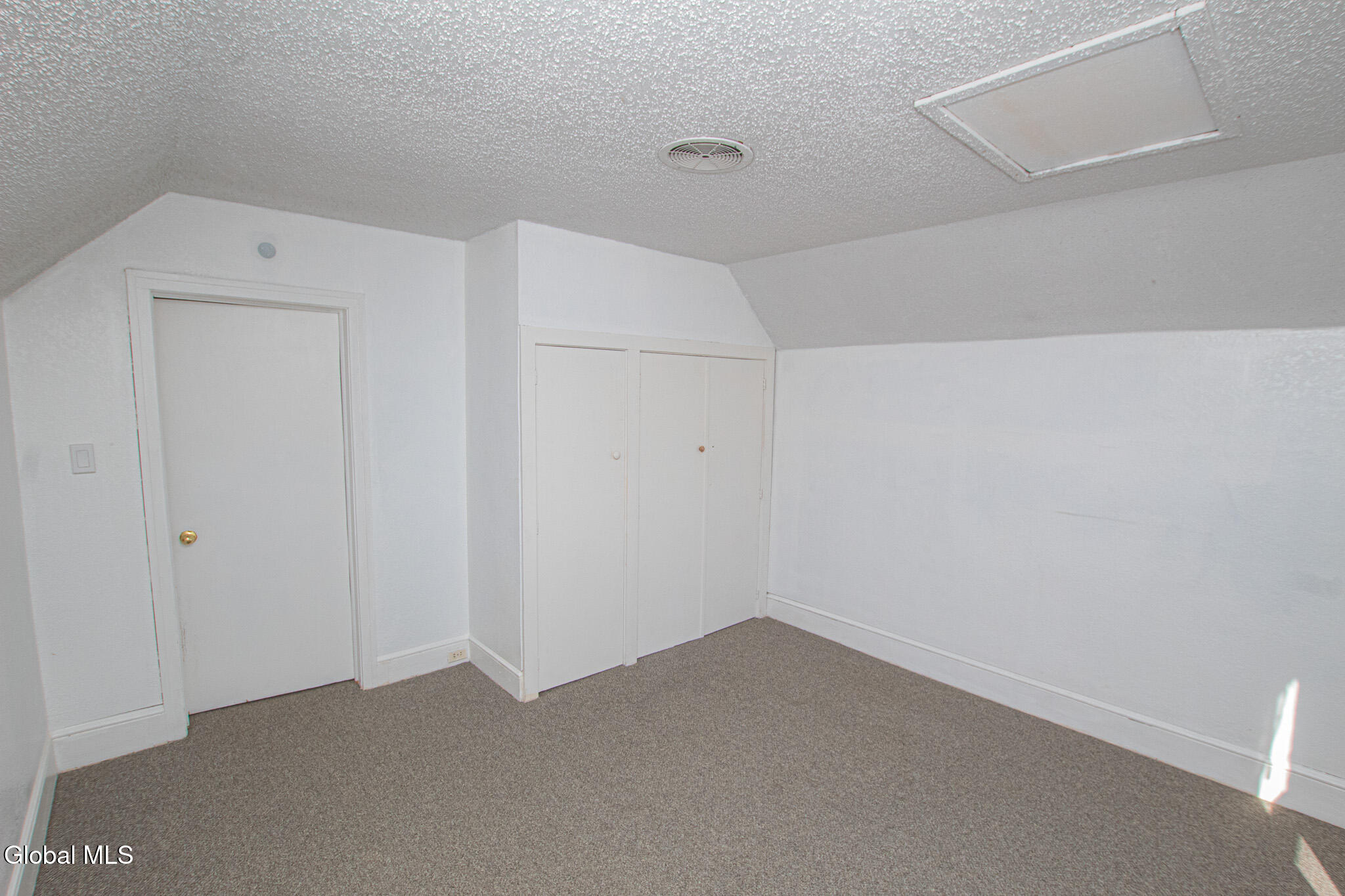 34 Helwig Street Gloversville NY 12078