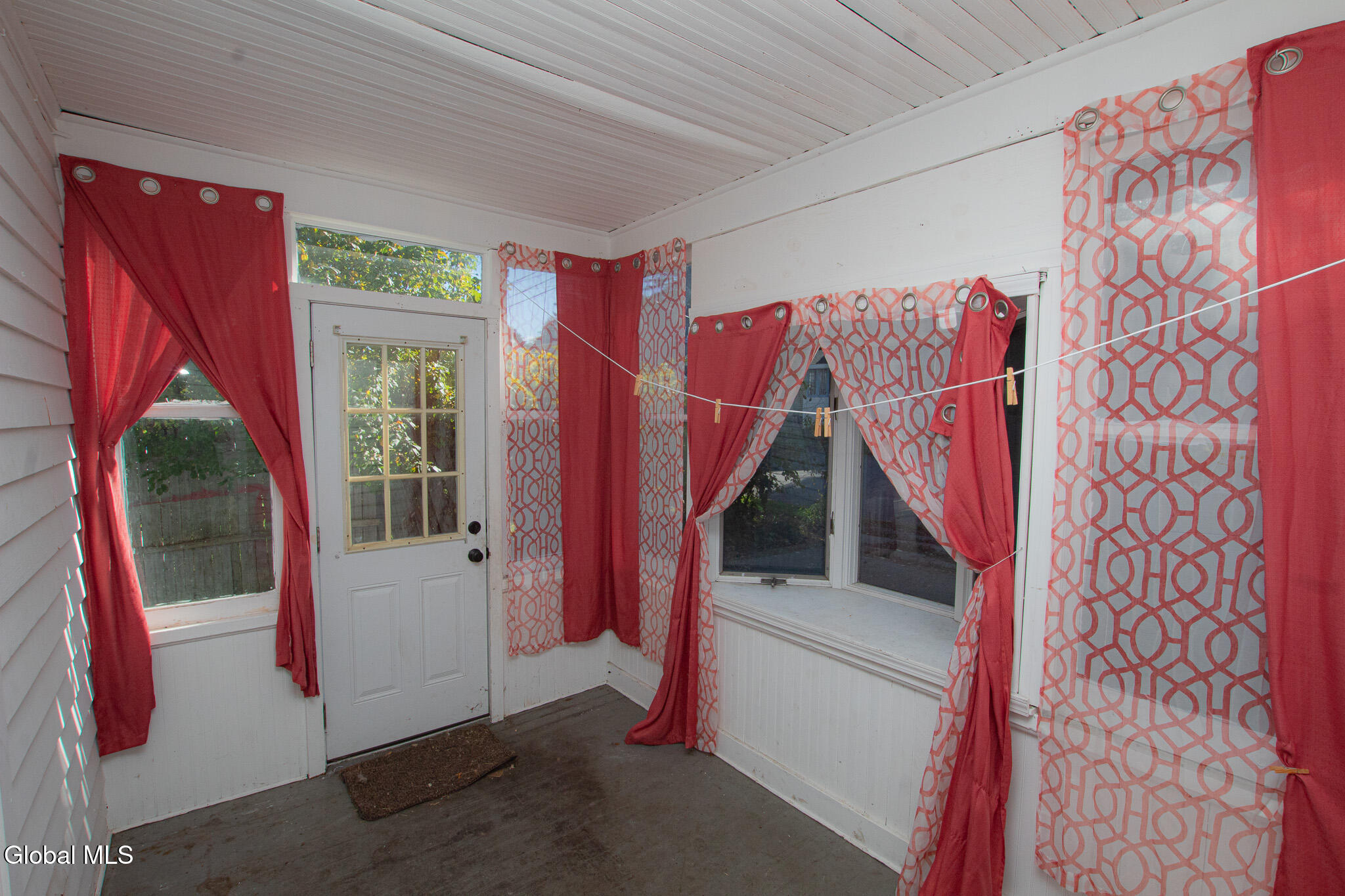 34 Helwig Street Gloversville NY 12078