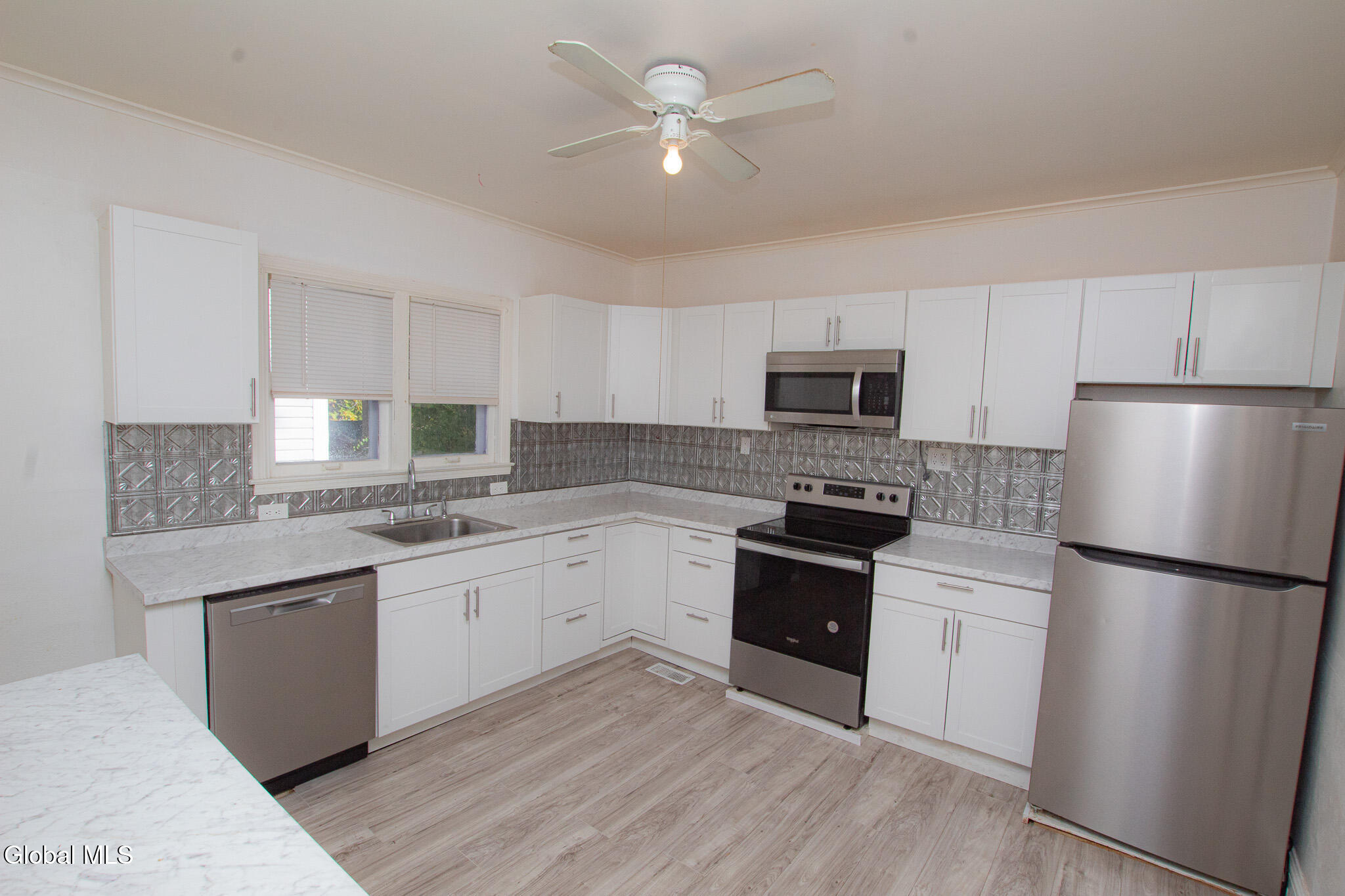 34 Helwig Street Gloversville NY 12078