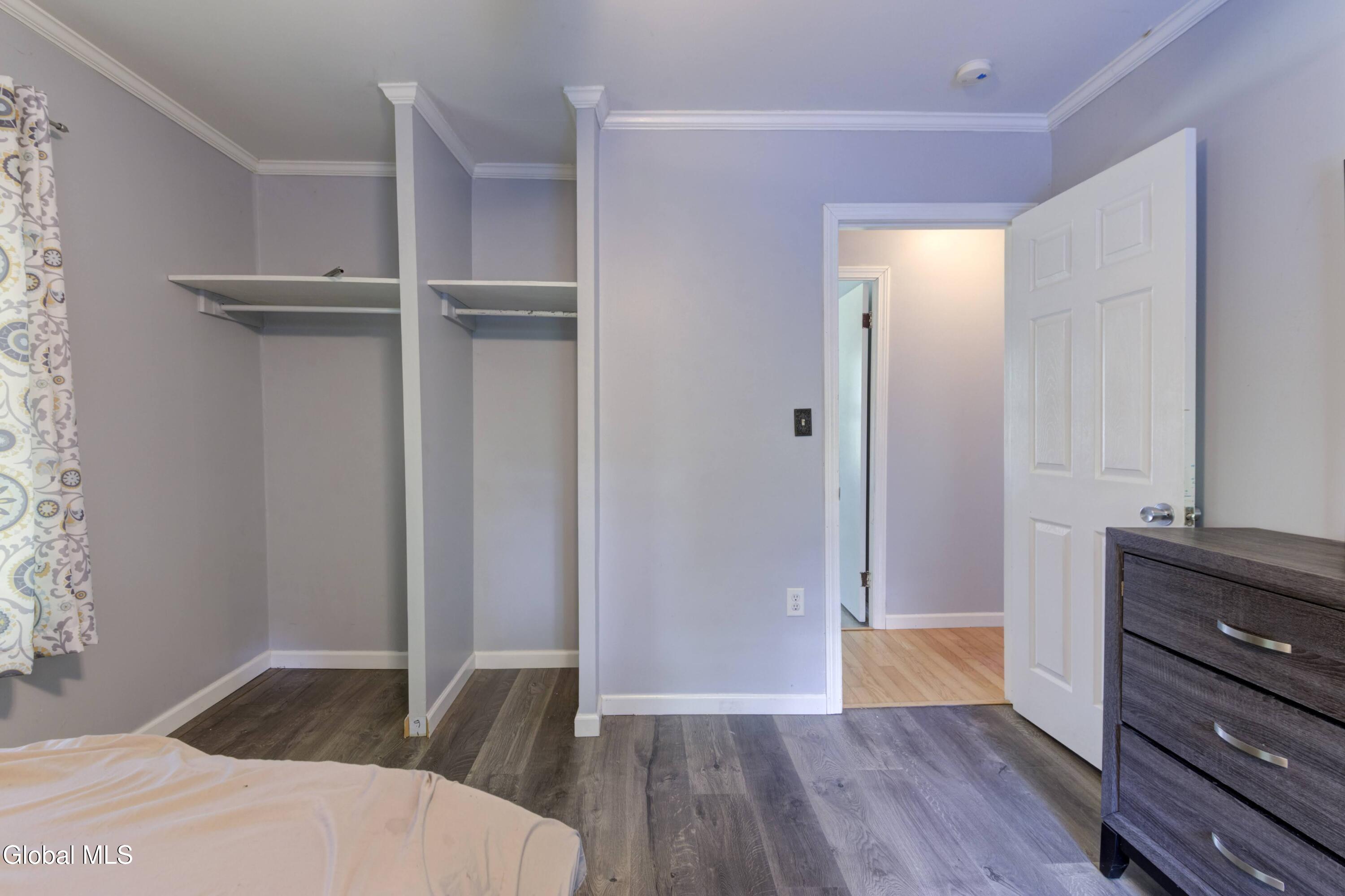 28 Amelia Drive Schenectady NY 12309