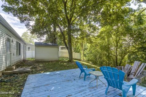 28 Amelia Drive Schenectady NY 12309