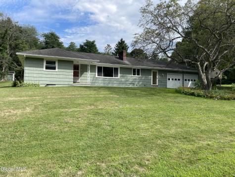 44 Meadowview Road Queensbury NY 12804