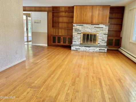 44 Meadowview Road Queensbury NY 12804