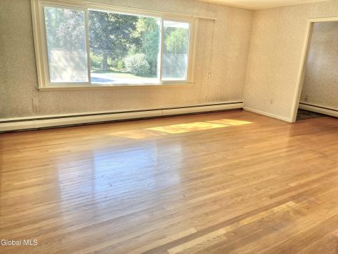 44 Meadowview Road Queensbury NY 12804
