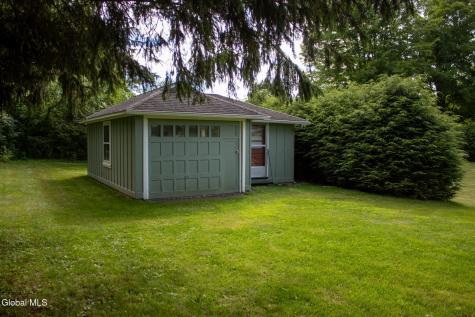 44 Meadowview Road Queensbury NY 12804