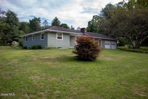 44 Meadowview Road Queensbury NY 12804