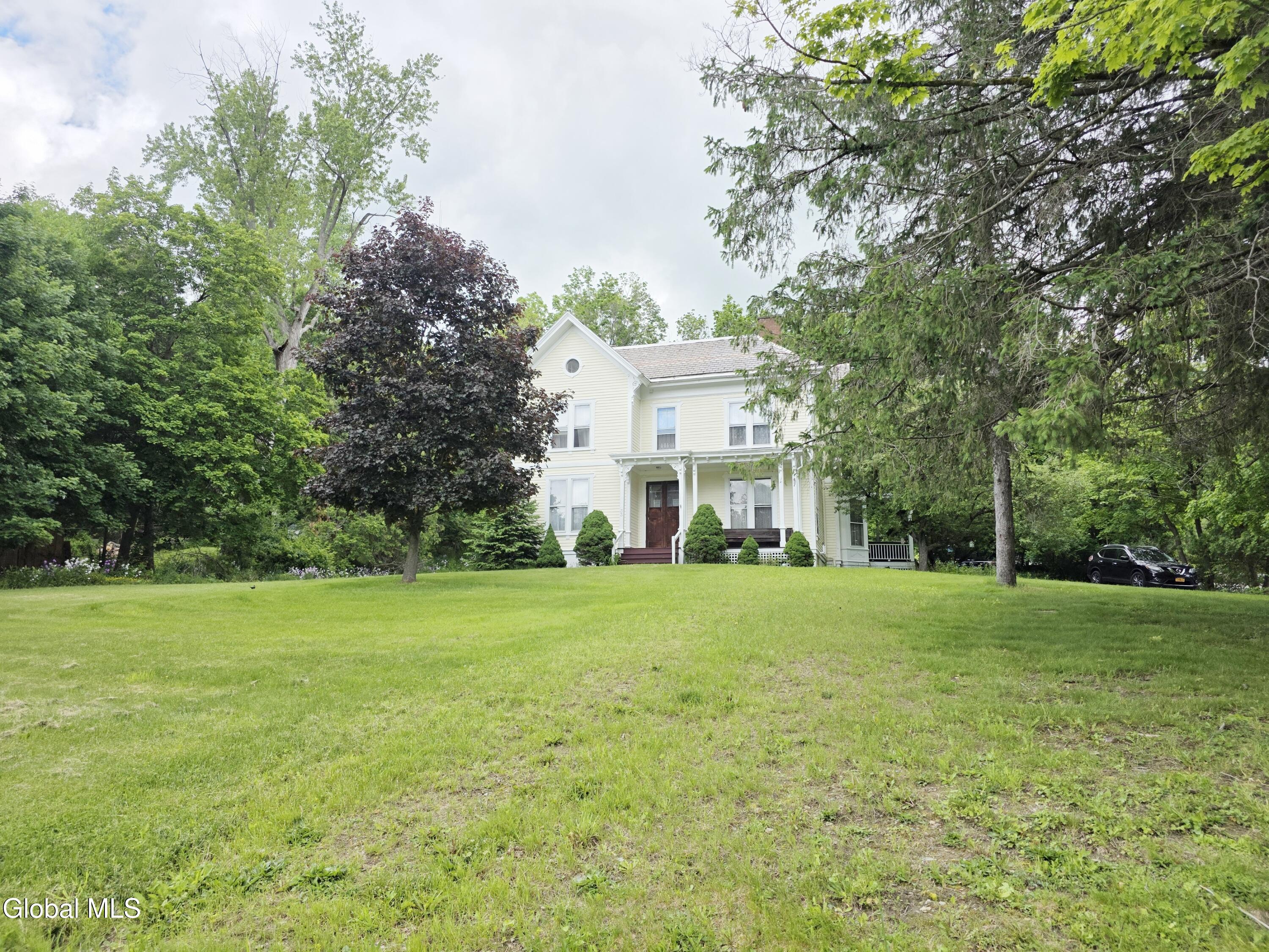 33 Abbott Street Hoosick Falls NY 12090