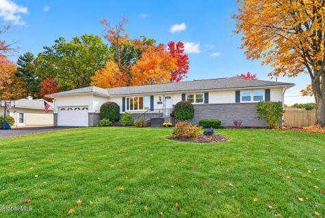67 Mordella Road Colonie NY 12205