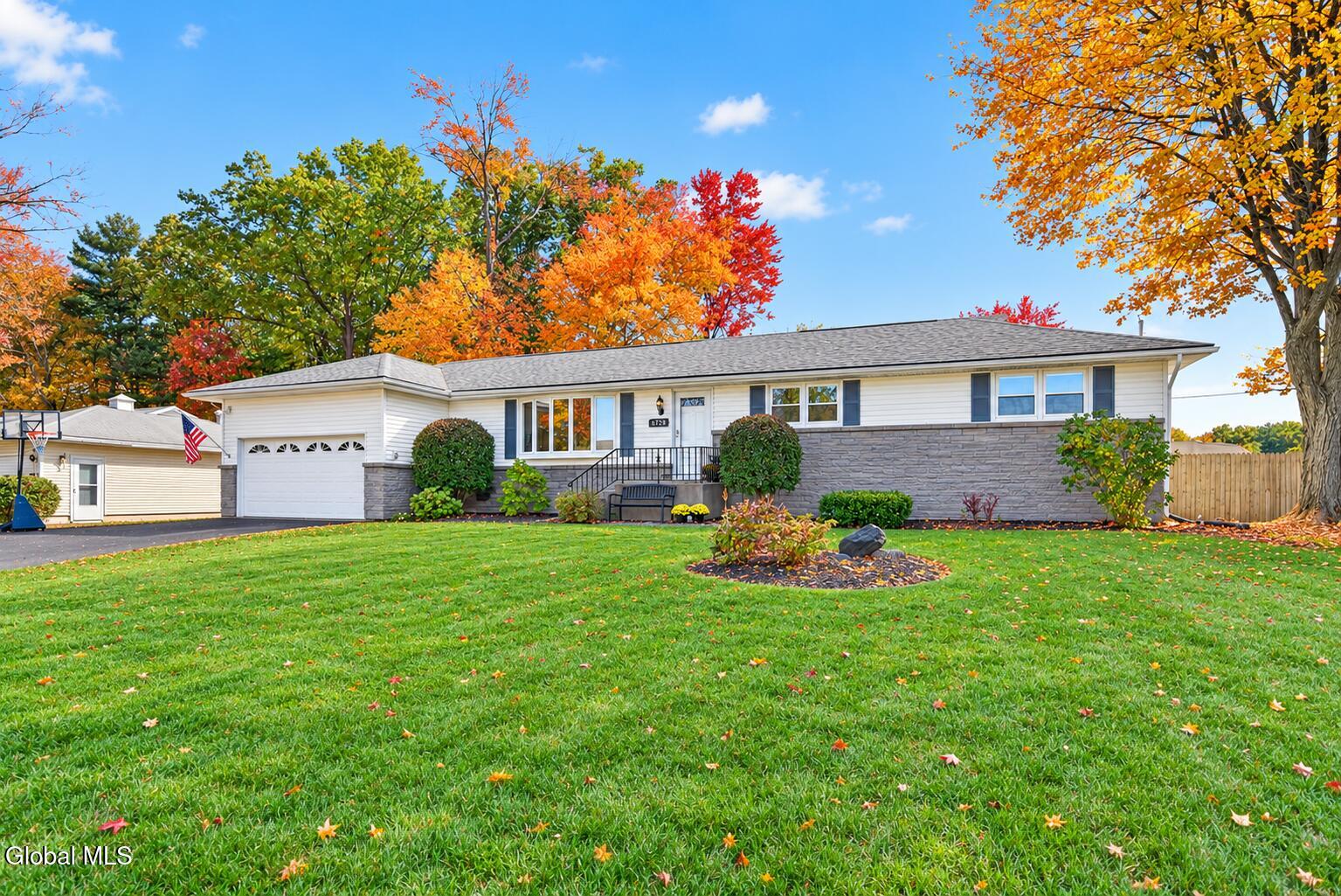 67 Mordella Road Colonie NY 12205
