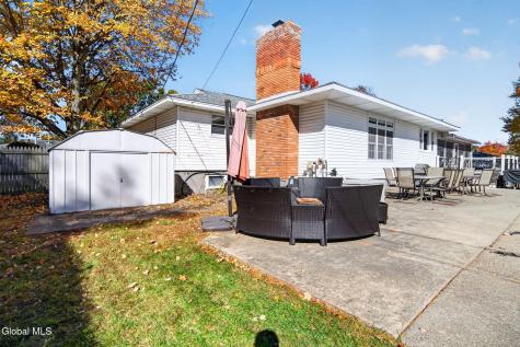 67 Mordella Road Colonie NY 12205