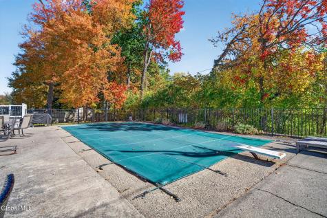 67 Mordella Road Colonie NY 12205