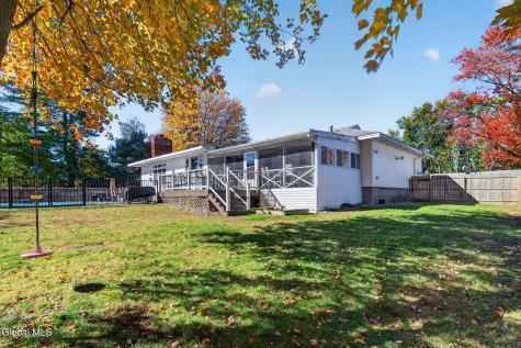 67 Mordella Road Colonie NY 12205
