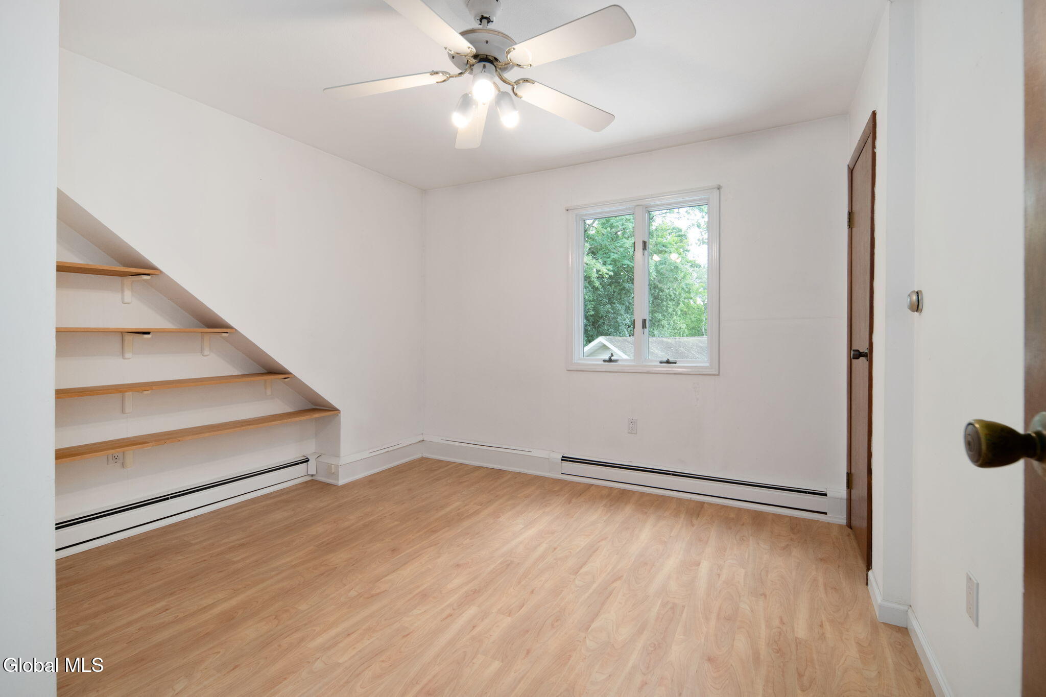 6 Quaker Drive Schenectady NY 12309
