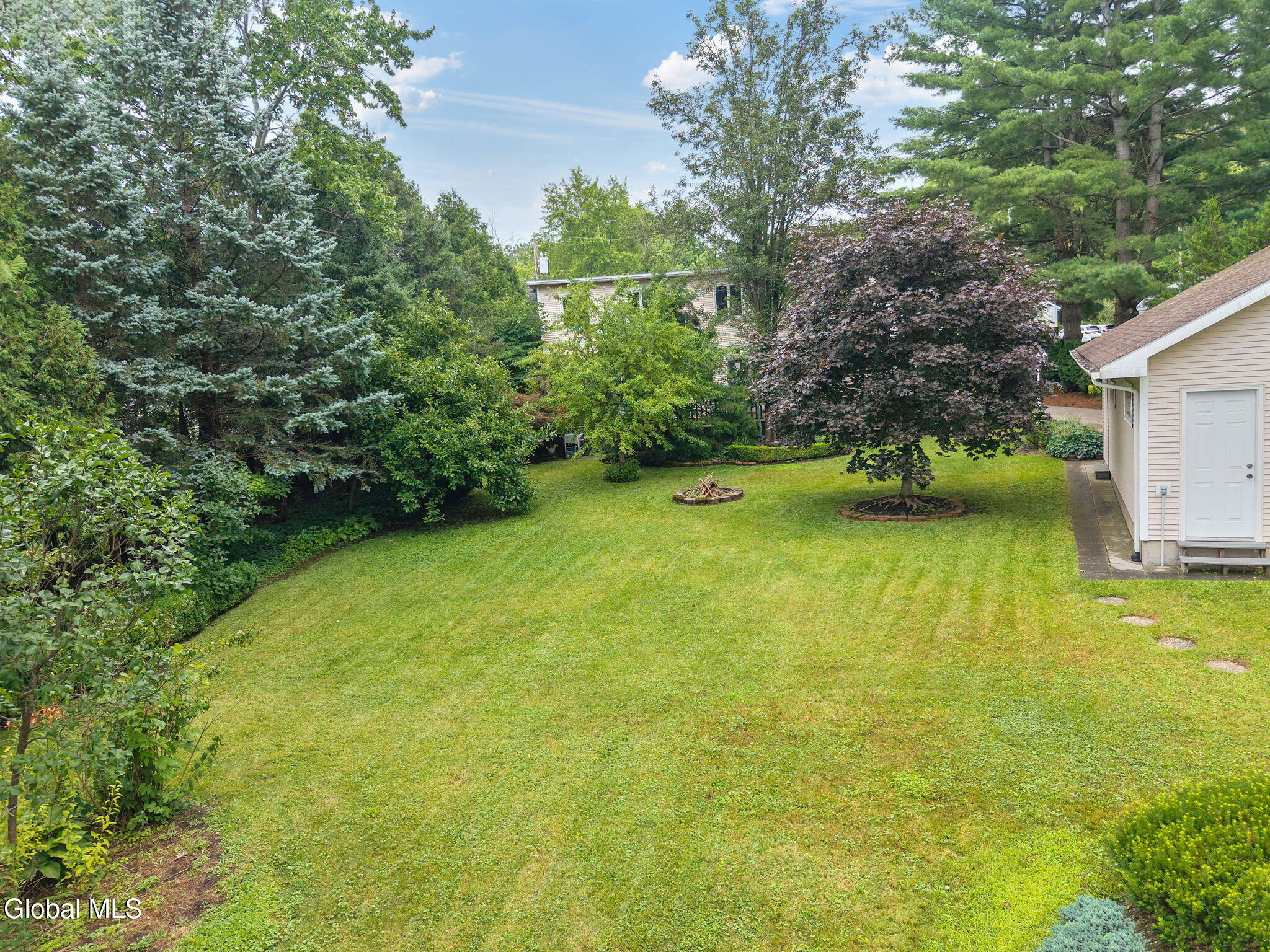 6 Quaker Drive Schenectady NY 12309