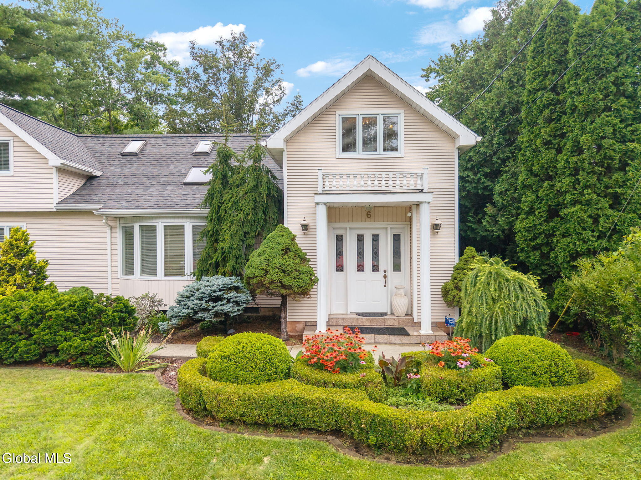 6 Quaker Drive Schenectady NY 12309
