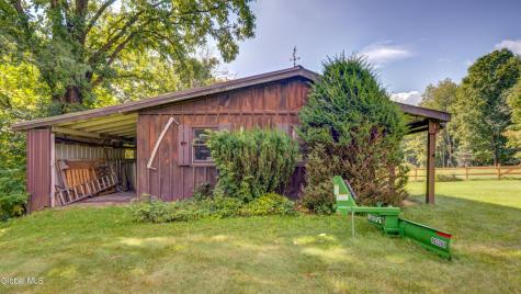294 Hammondtown Road Amsterdam NY 12010