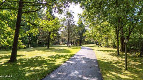 294 Hammondtown Road Amsterdam NY 12010