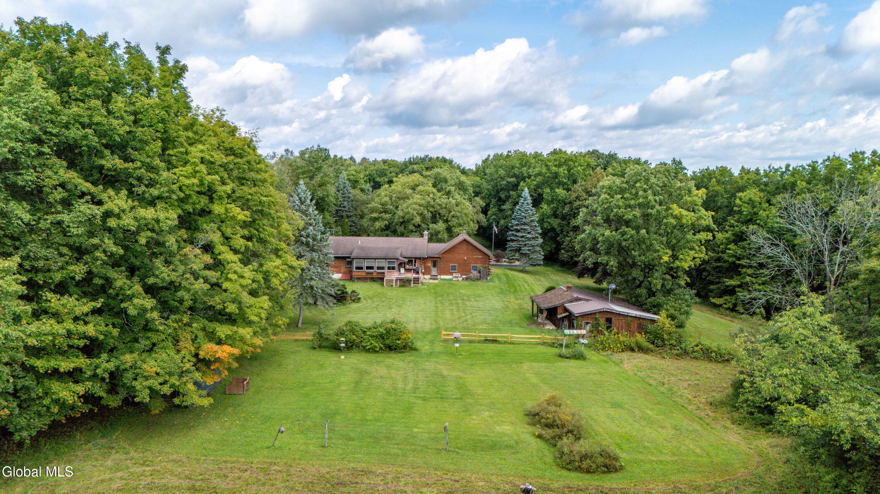 294 Hammondtown Road Amsterdam NY 12010