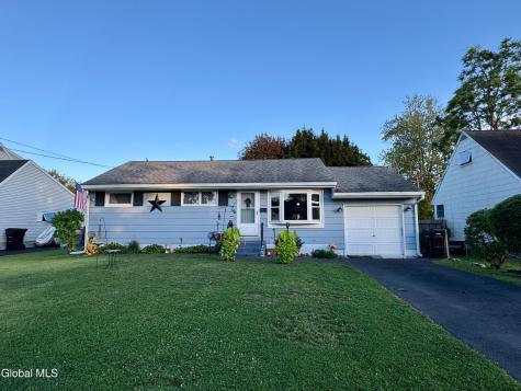 51 Munro Court Troy NY 12180