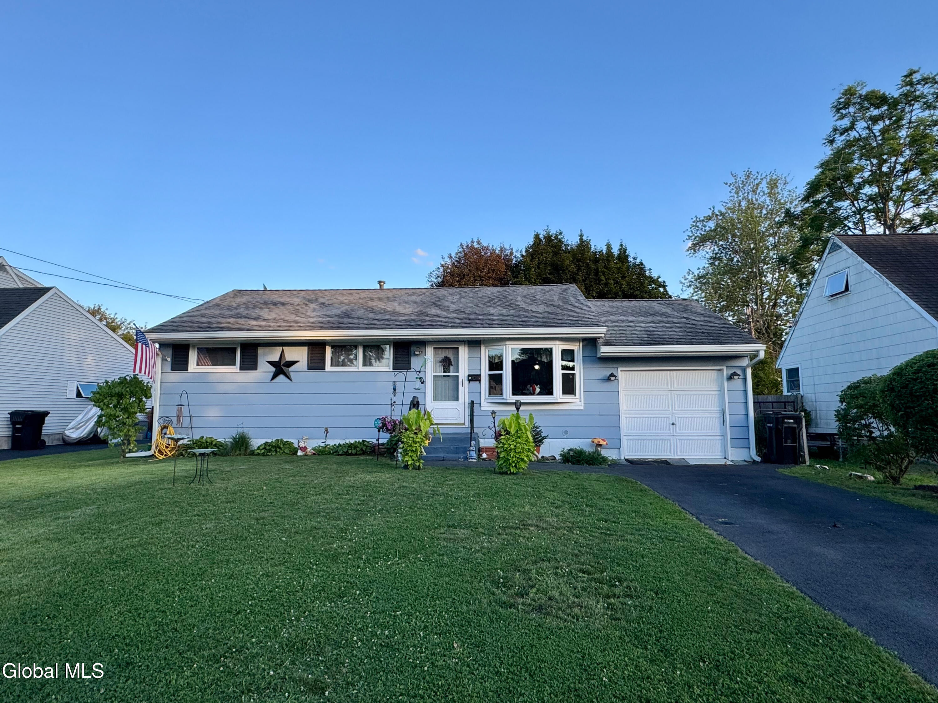 51 Munro Court Troy NY 12180