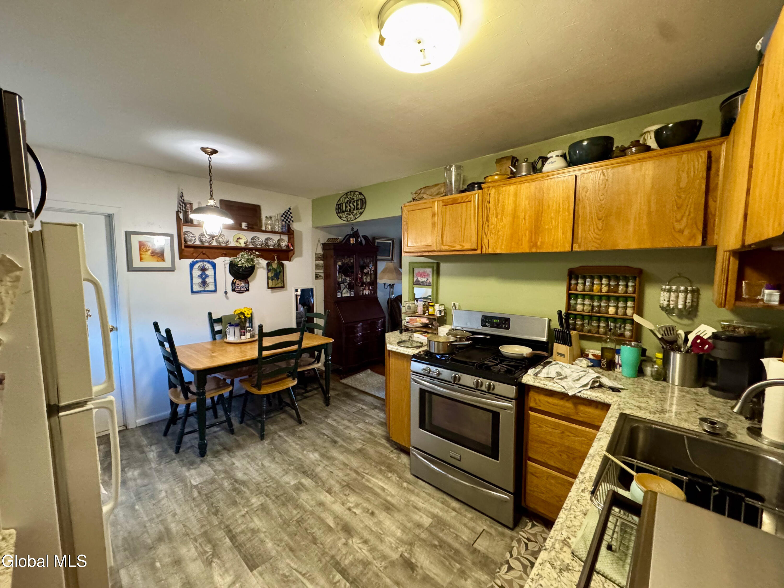 51 Munro Court Troy NY 12180